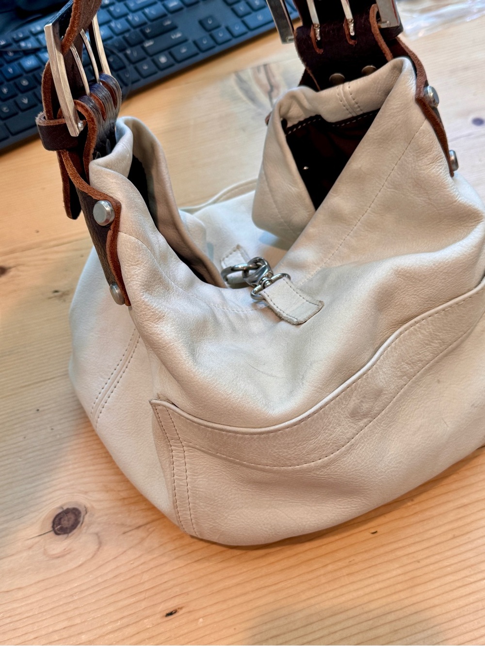 Tylie Malibu Leather Hobo Bag Cream Women - Picture 8 of 15